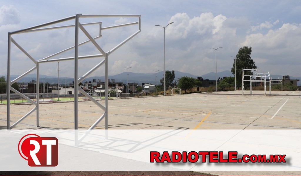 Avanzan trabajos de remodelación en Unidad Deportiva Miguel Hidalgo