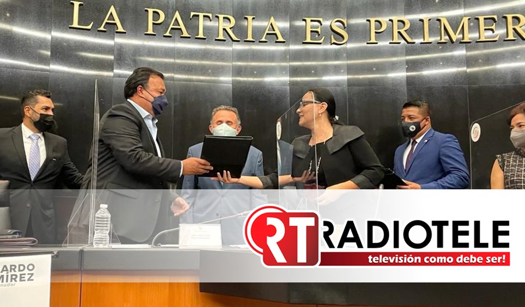 Realizó Julio Arreola gestión sin precedentes para las Islas del Lago de Pátzcuaro ante el Senado
