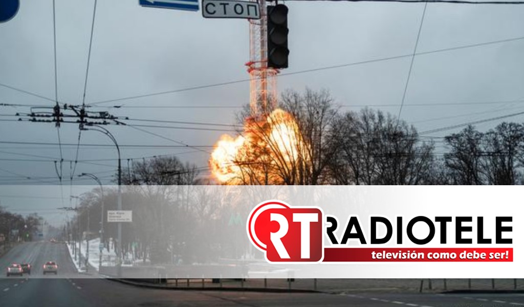 Tras advertir a ucranianos, Rusia ataca con misil la torre de televisión de Kiev