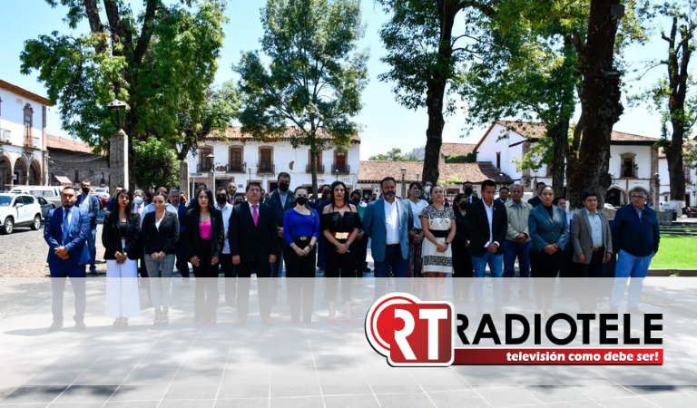Autoridades municipales conmemoran el XX aniversario de Pátzcuaro como pueblo mágico