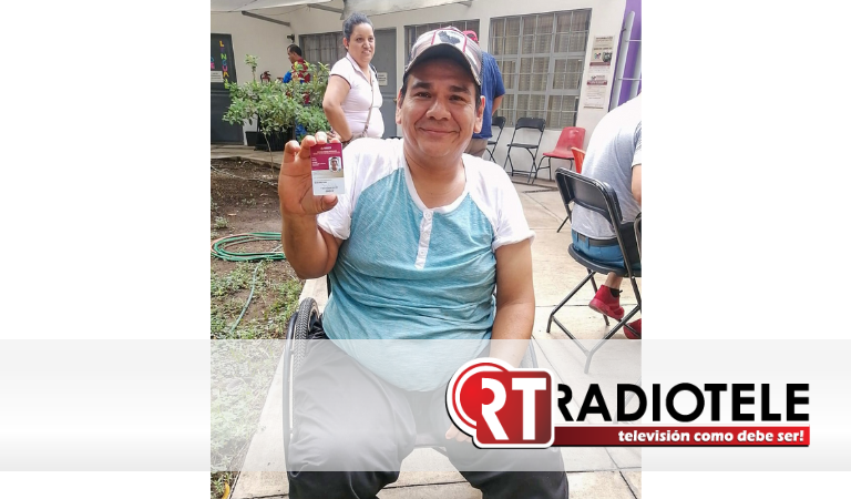 DIF Michoacán emite credenciales para personas con discapacidad en Apatzingán