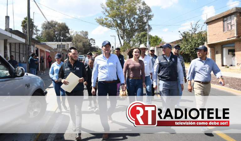 Gobierno Municipal repara carretera de acceso a Santiago Undameo
