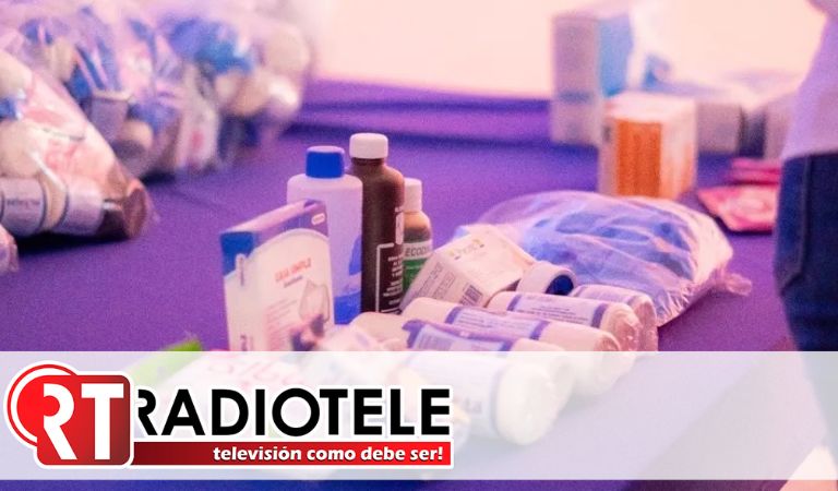 Sistema DIF Pátzcuaro dota de medicinas a dos ciudadanos