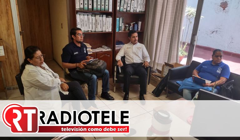 Atiende Issste Michoacán planteamientos de maestros en Uruapan