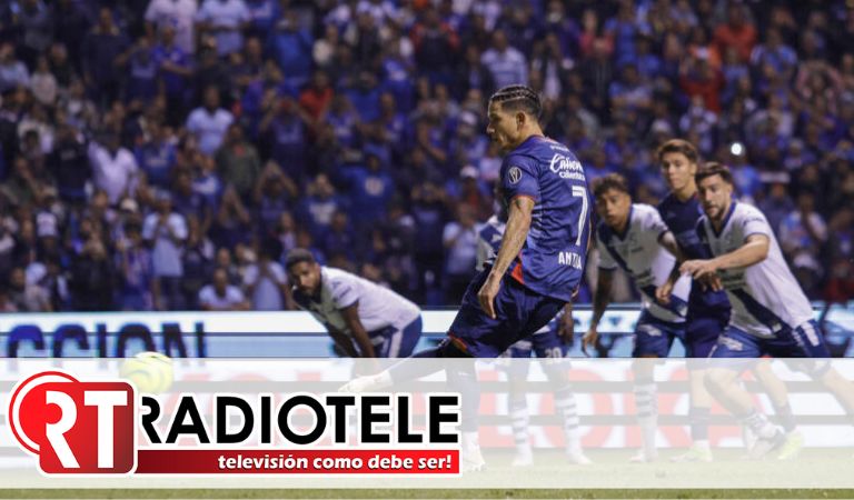 Con un penal en la compensación, Cruz Azul venció a Puebla