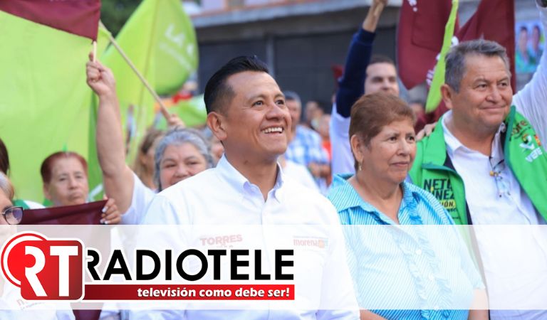“¡Presidente!, ¡presidente!”: cientos ratifican su respaldo a Torres Piña en Barrio Alto