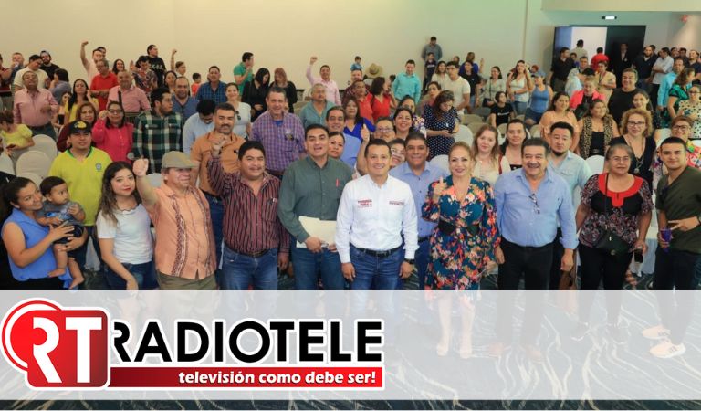 Maestros cierran filas con la 4T; respaldan candidatura de Torres Piña
