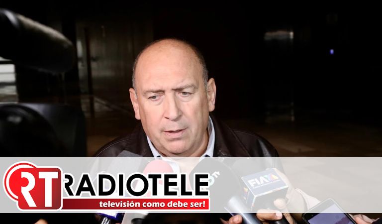 Entrevista al Diputado Federal y Coordinador Parlamentario del Partido Revolucionario Institucional Rubén Moreira Valdez, con representantes de medios de comunicación