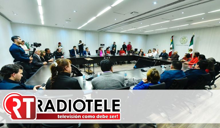 Senadores del PRI, con sus suplentes, estarán juntos para garantizar voto en contra de Reforma Judicial: Alejandro Moreno