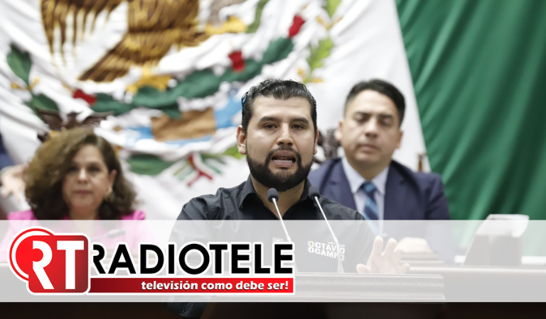 Octavio Ocampo presenta iniciativa para facilitar revalidación de estudios a migrantes retornados