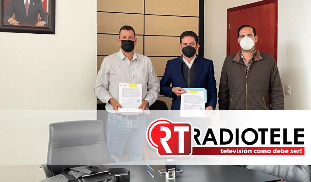 Ratifica Sedesoh entrega de máquina vibrobloquera al ayuntamiento de Madero