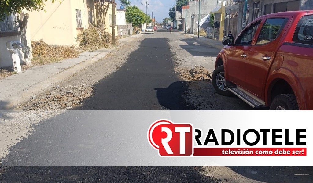 Gobierno Municipal bachea avenidas del poniente de Morelia
