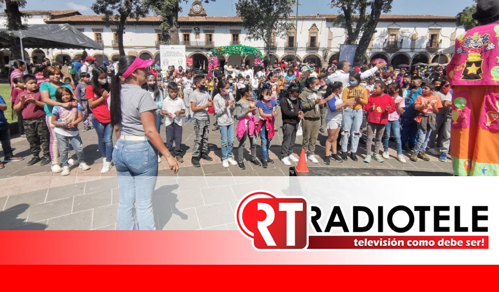¡Celebra DIF Municipal de Pátzcuaro a Niños!