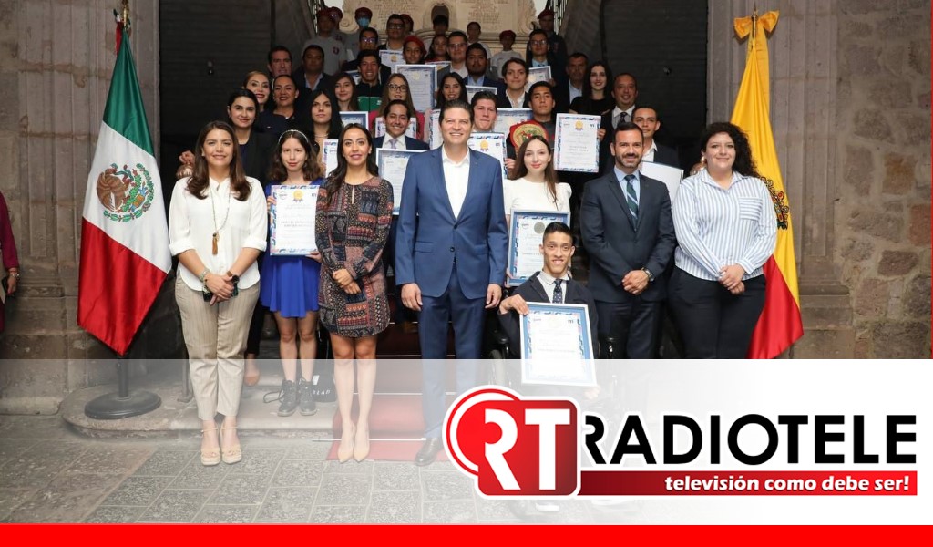 Condecoración al Mérito Juvenil, un reconocimiento al esfuerzo de las y los jóvenes de Morelia: Alfonso Martínez