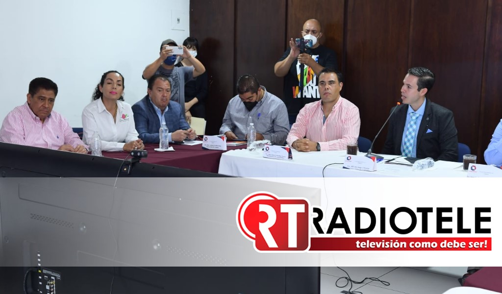 Presenta Sedeco portafolio de proyectos de inversión a afiliados de Canacintra y Canaco de Uruapan