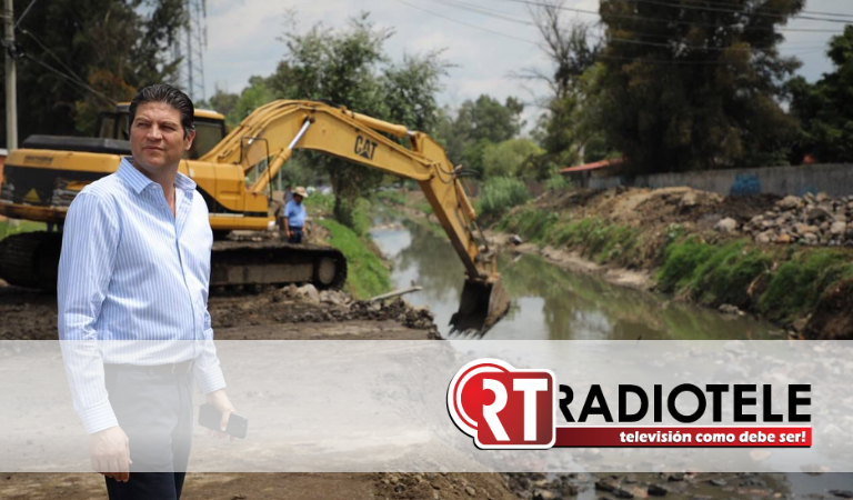 Estamos trabajando de manera ininterrumpida en puente del dren Barajas: Alfonso Martínez