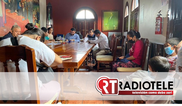 Reanudan mesas de diálogo Ayuntamiento de Tacámbaro y Antorcha