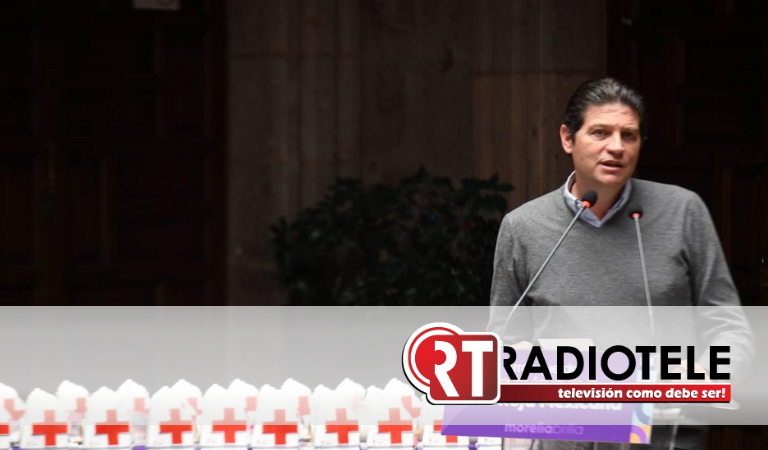 Invita Alfonso Martínez a donar en colecta anual de la Cruz Roja Mexicana