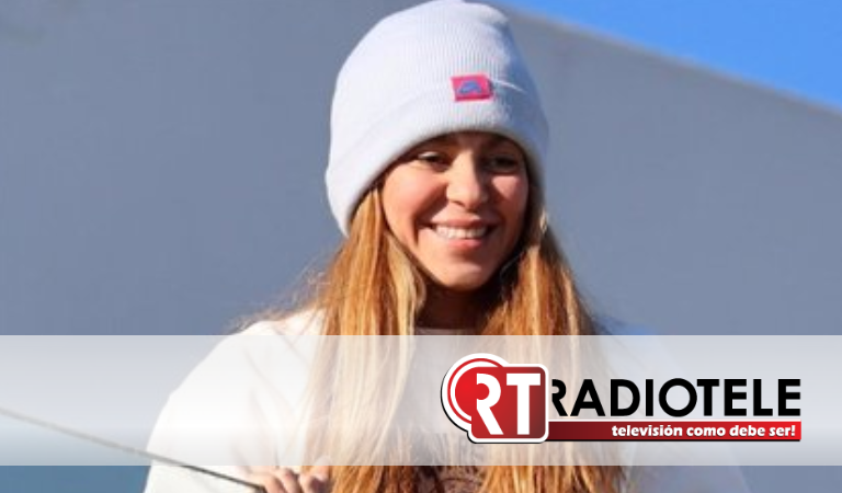 Shakira lanza nueva indirecta a Piqué con la ‘sudadera de la venganza’