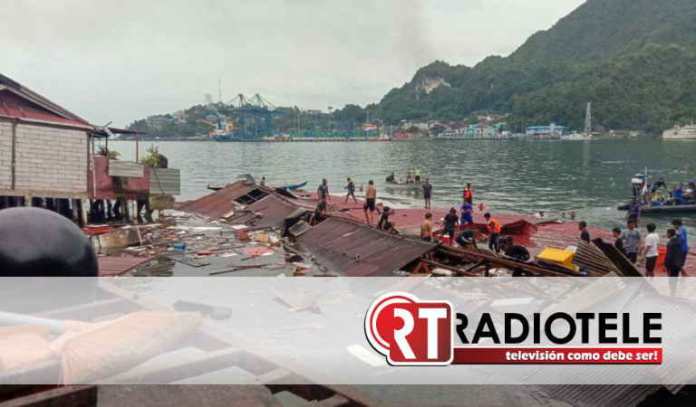 Sismo en Indonesia derrumba restaurante flotante