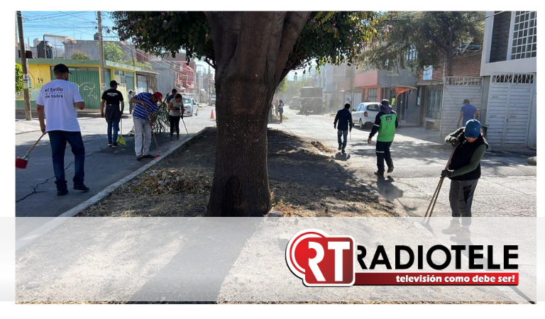 Gobierno Municipal y ciudadanía se suman a jornada de limpieza en Colonia Santa Cruz