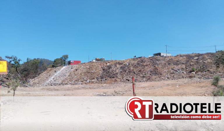 Inspectores ambientales eliminan basurero clandestino en el Cerro de la Cruz