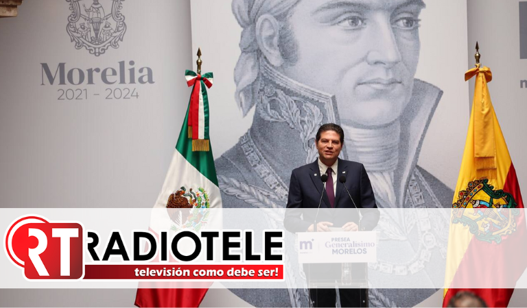 Alfonso Martínez entrega presea “Generalísimo Morelos” a dos morelianos brillantes
