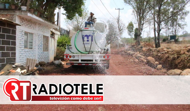 Gobierno de Morelia rehabilita 300 km de caminos rurales