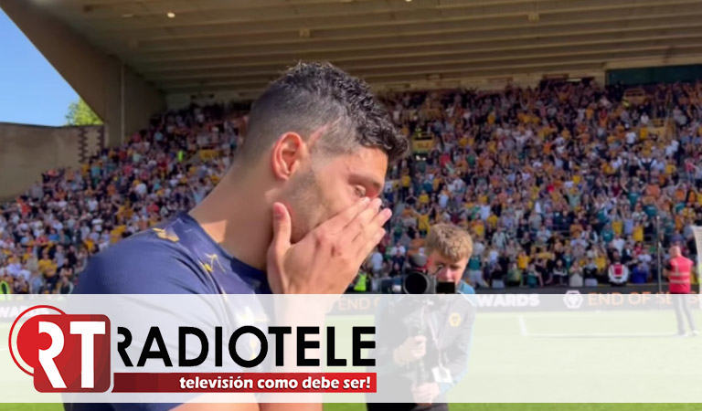 Raúl Jiménez rompe en llanto en lo que pareció ser su adiós con los Wolves en el Molineux