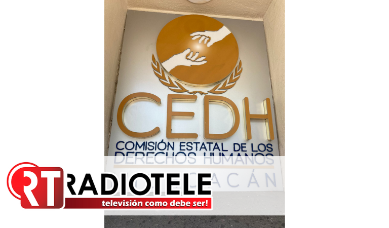 Inicia CEDH queja de oficio ante presunta agresión de policías municipales de Uruapan a periodista.