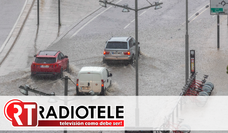 Como un diluvio: personas quedan atrapadas por fuertes inundaciones en Zaragoza, España