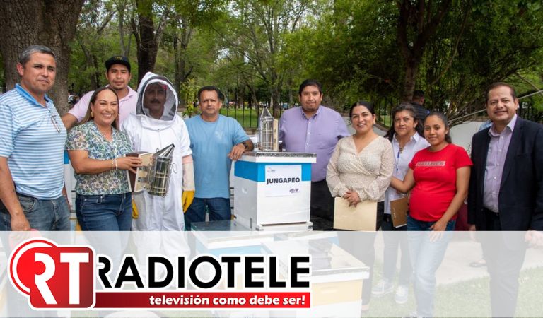 Entrega DIF Michoacán apoyos por 2 mdp para grupos vulnerables