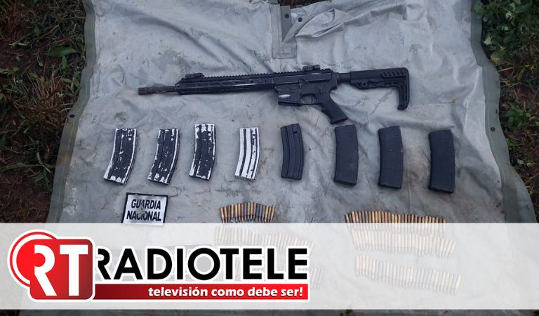 Guardia Civil, Sedena y GN aseguran 2 vehículos robados y armamento