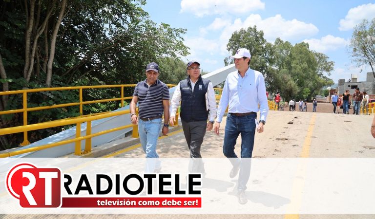 Gobierno Muncipal construye puente vehicular que conecta San Juanito Itzícuaro con Libramiento