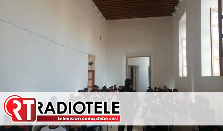 SSP lleva plática de prevención del acoso escolar y delitos cibernéticos, en Morelia