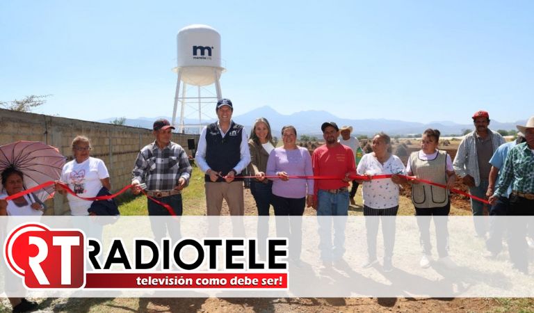 Con nuevo sistema hídrico en comunidad rural, Alfonso Martínez garantiza abasto de agua