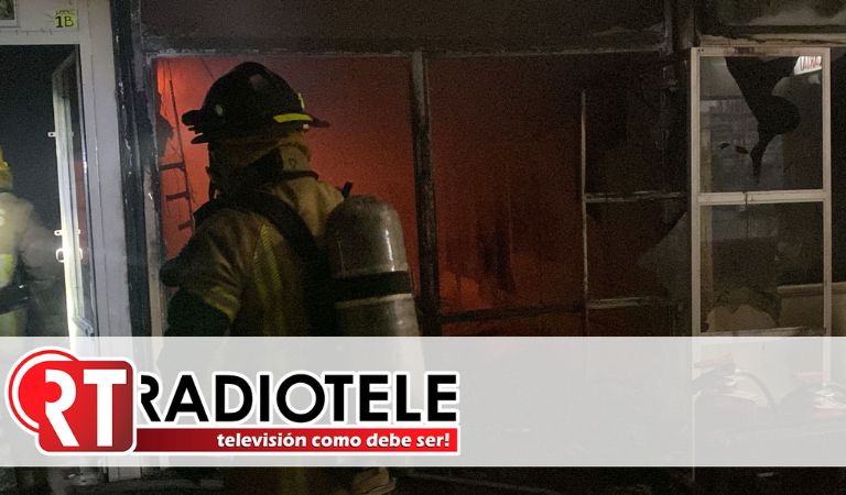 Atienden Bomberos municipales y Policía Morelia incendio en local