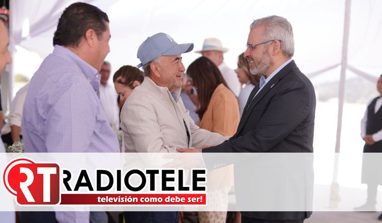 Bedolla expone a empresarios beneficios del nuevo mercado de Pátzcuaro