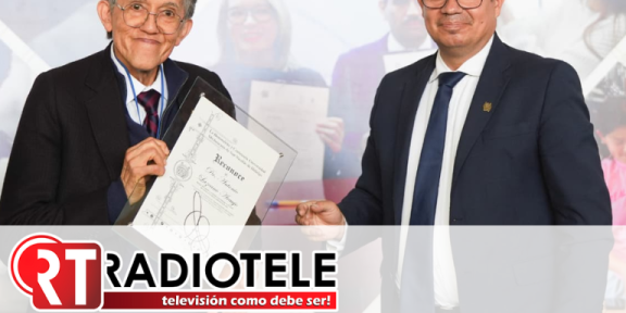 Nicolaitas reciben la visita del destacado científico, Antonio Lazcano Araujo; UMSNH reconoce su trayectoria y contribución
