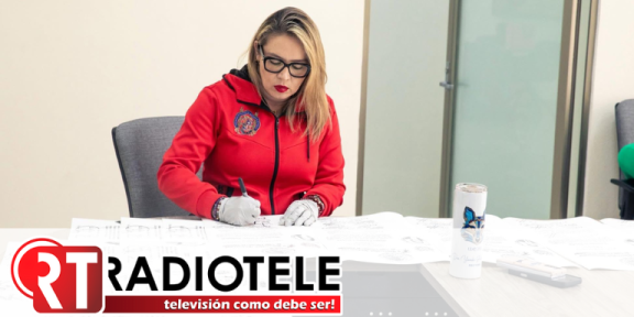 Administración de Yarabí Ávila inicia cruzada de entrega de Títulos Profesionales que estaban en rezago de 1985 a 2022