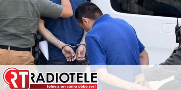 Al menos dos detenidos por robo de joyas en el Museo Louvre